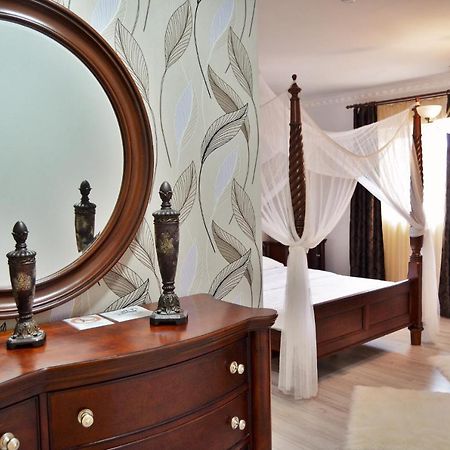 Vila Nicole Hotel Hateg Luaran gambar