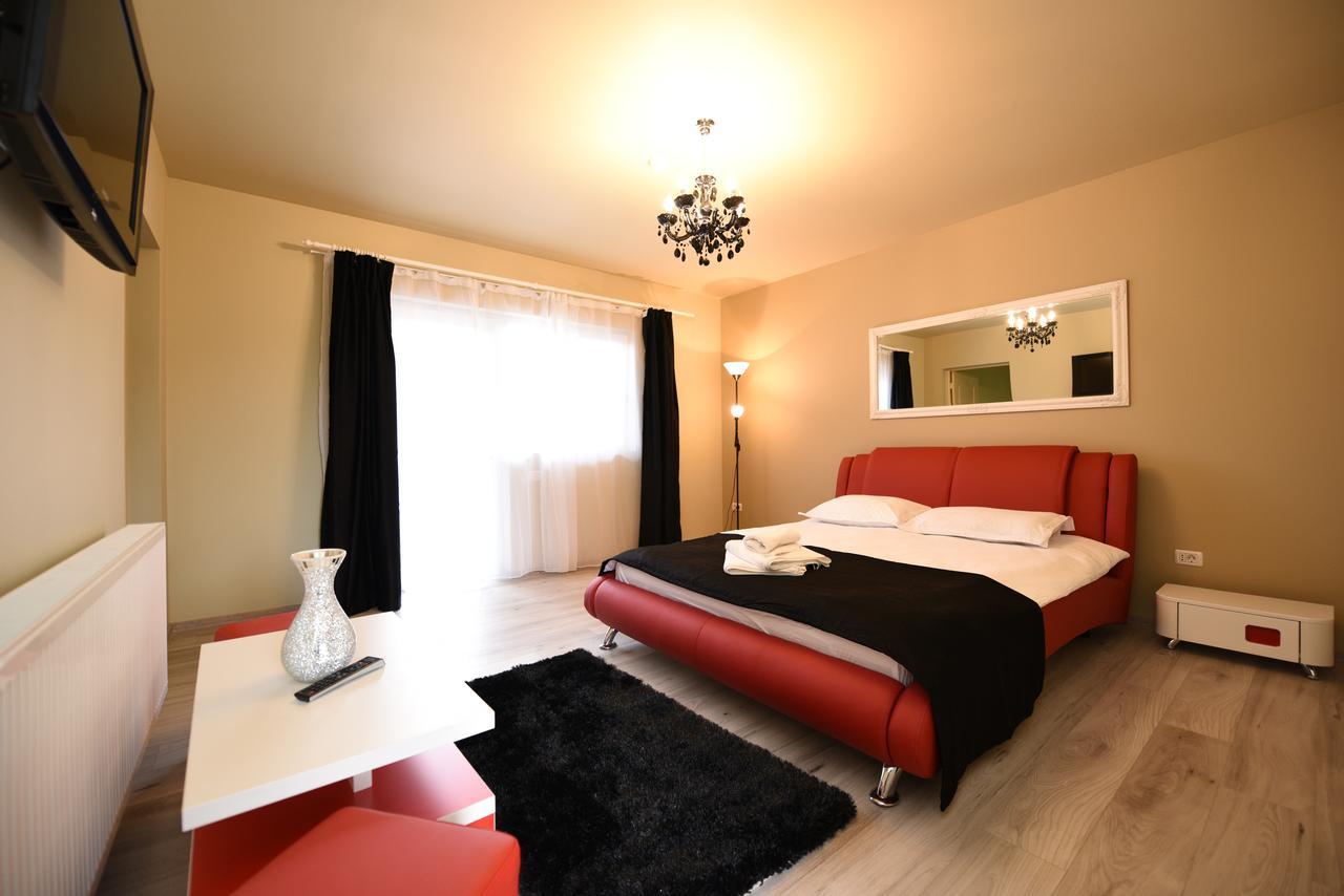 Vila Nicole Hotel Hateg Luaran gambar
