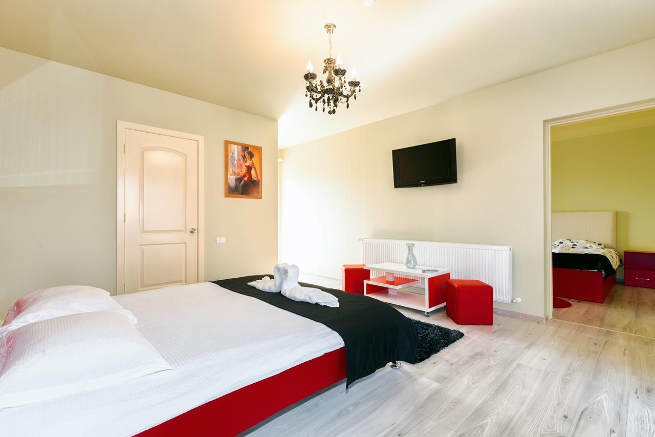 Vila Nicole Hotel Hateg Luaran gambar